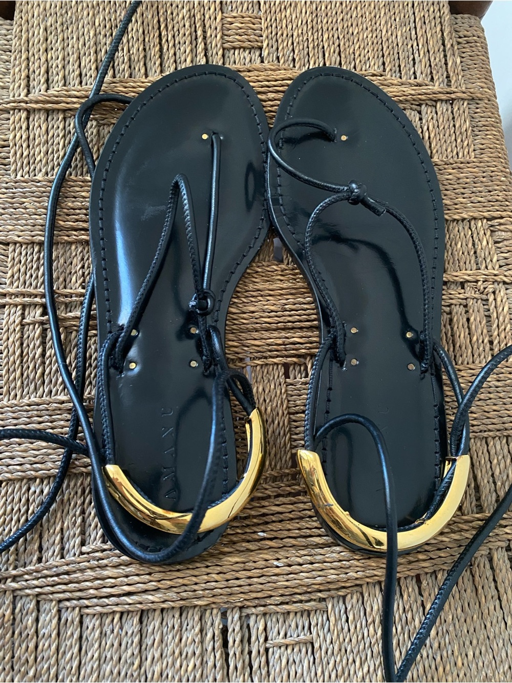 AMANU Sandals Women’s 40 Thong Sandal  Black Gold Lace-Up
